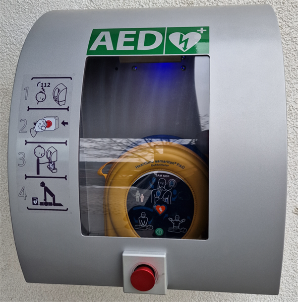 AED-Defibrillator